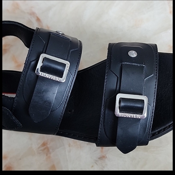 Hunter Women's Double Buckle Chunky Platform Sandals - Picture 16 of 16